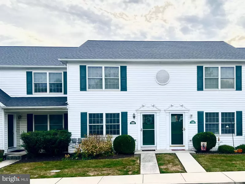 7562 CLOVER LEE BLVD, Harrisburg, PA 17112