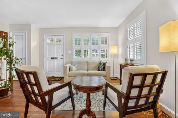 Alexandria, VA 22301,16 E MONROE AVE