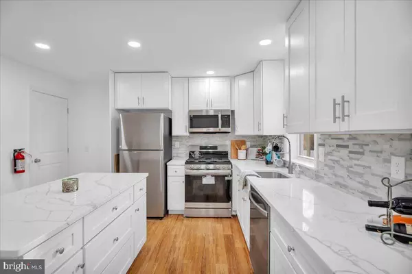 Lawnside, NJ 08045,348 SILK ST