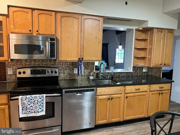 Harrisburg, PA 17103,3004 HERR ST