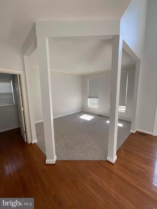 Bowie, MD 20721,10006 OXBRIDGE WAY