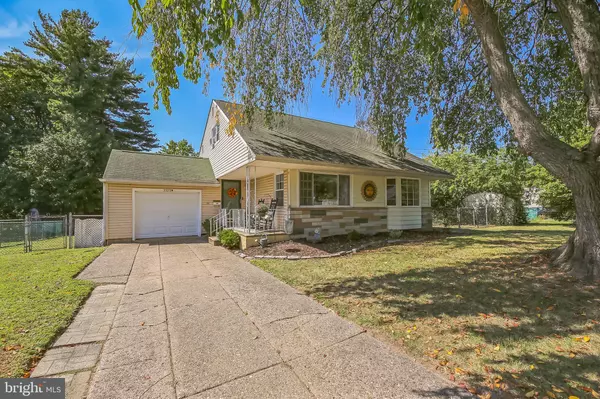 Cherry Hill, NJ 08003,1523 N BOWLING GREEN DRIVE