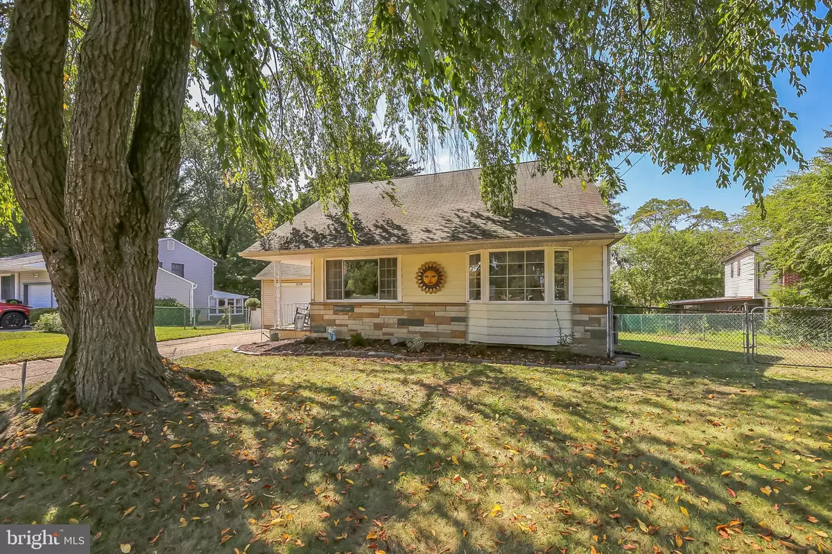 Cherry Hill, NJ 08003,1523 N BOWLING GREEN DRIVE