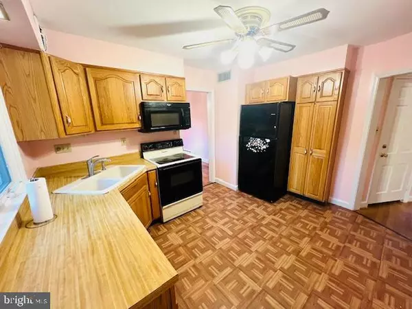 Linthicum Heights, MD 21090,401 FORESTVIEW RD