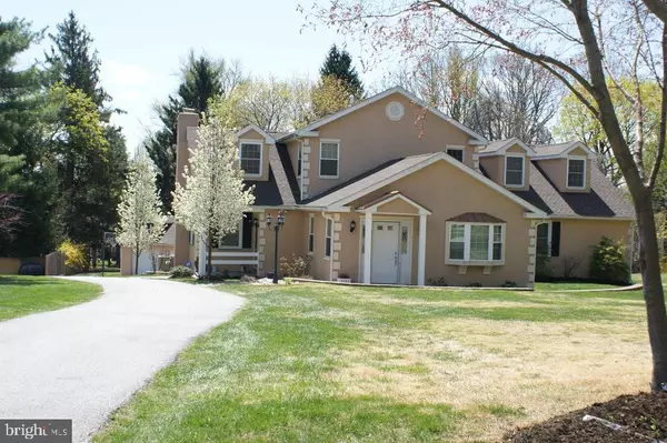 204 W CONESTOGA RD, Devon, PA 19333