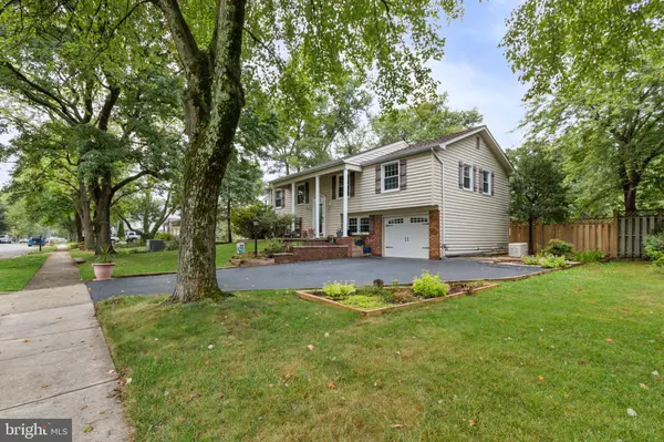 Fairfax, VA 22033,4208 MAYPORT LN