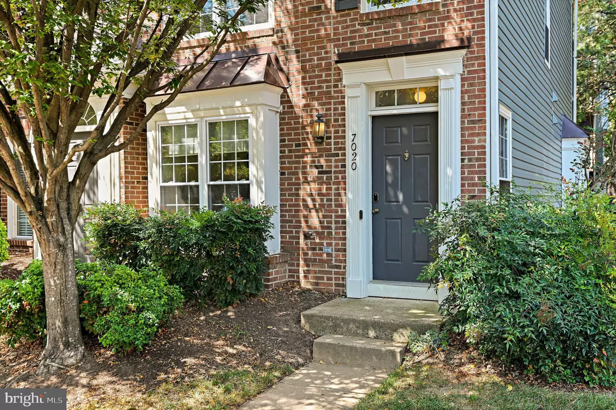 Falls Church, VA 22043,7020 FALLS REACH DR #7020