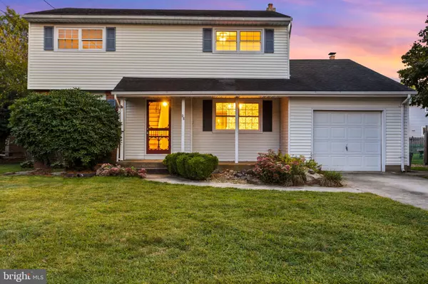 25 WALT WHITMAN WAY,  Hamilton,  NJ 08690