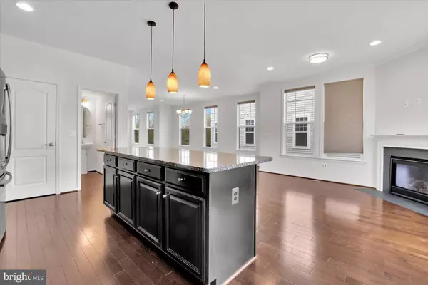 Brambleton, VA 20148,42406 BENFOLD SQ