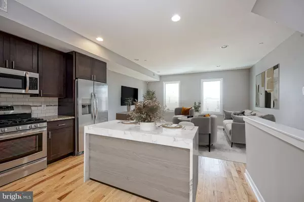 Philadelphia, PA 19123,1011 GERMANTOWN AVE #B