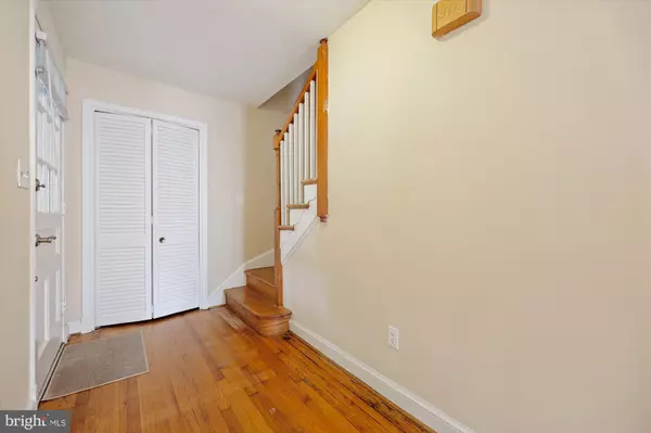 Potomac, MD 20854,11941 GOYA DR