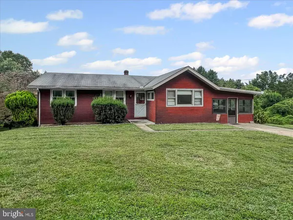 West Grove, PA 19390,25 HOLLY DR