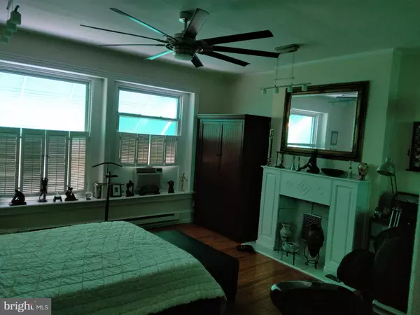 Philadelphia, PA 19144,5204 MORRIS ST