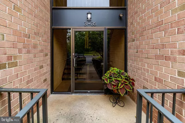 New Hope, PA 18938,36 HERMITAGE DR