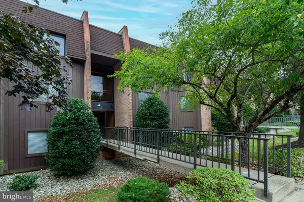 36 HERMITAGE DR, New Hope, PA 18938