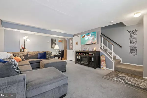 Glen Burnie, MD 21061,6401 GRAFTON GARTH CT