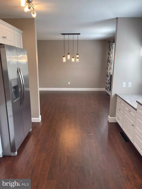 Hershey, PA 17033,990 E GOVERNOR RD