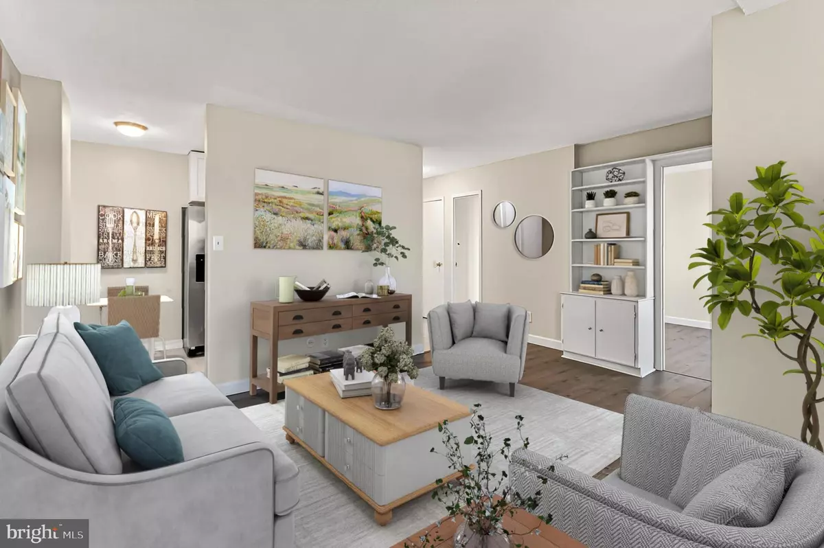 Alexandria, VA 22314,501 SLATERS LN #513