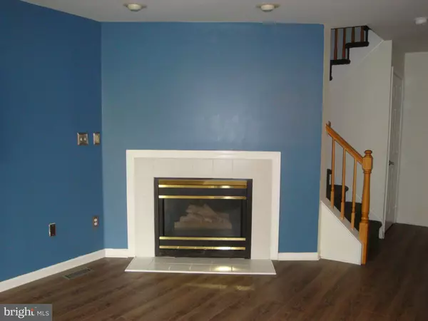 Yardley, PA 19067,6304 SPRUCE MILL #475