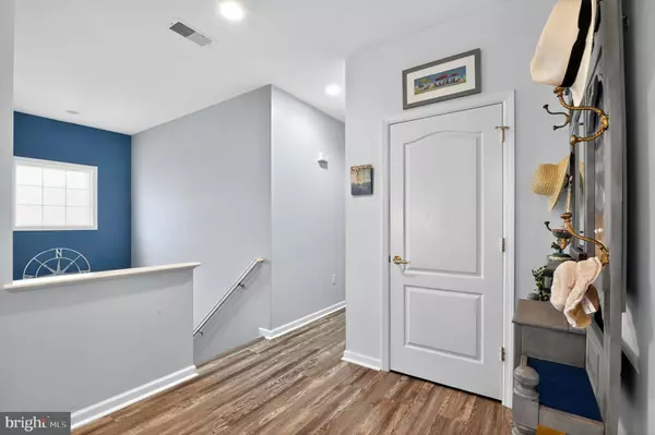 Wildwood, NJ 08260,1109 OCEAN AVE #200