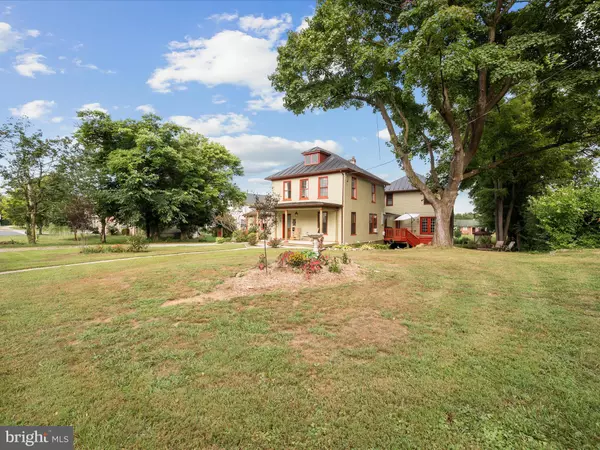 Berryville, VA 22611,325 S CHURCH ST