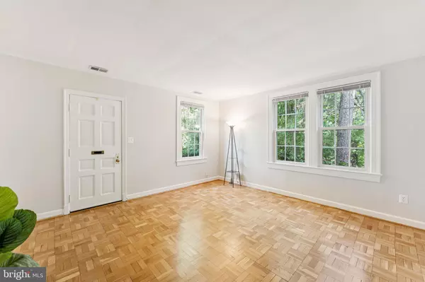 Arlington, VA 22204,1501 S EDGEWOOD ST S #565