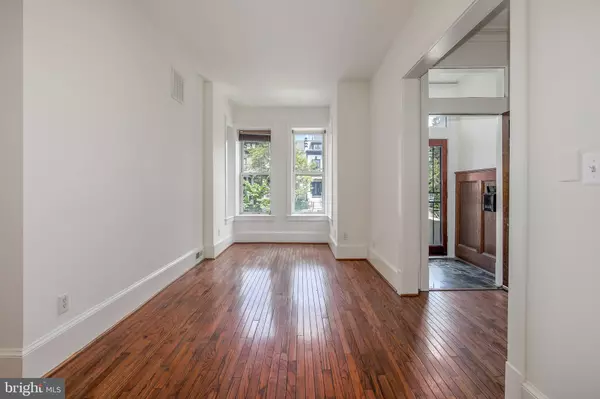 Washington, DC 20009,3002 13TH ST NW