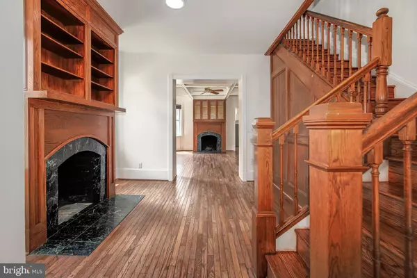 Washington, DC 20009,3002 13TH ST NW