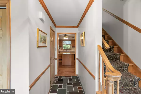Bear, DE 19701,8 WORTHAM CT