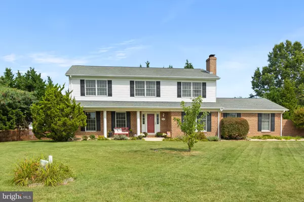 8 WORTHAM CT, Bear, DE 19701