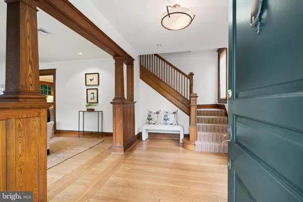 Washington, DC 20015,3910 LIVINGSTON ST NW