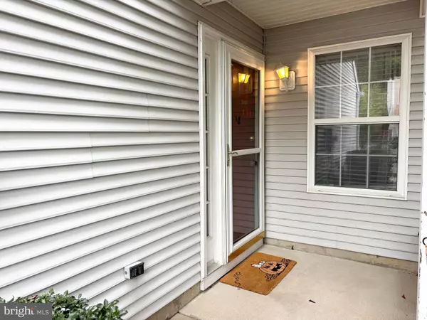 Bordentown, NJ 08505,28 MAGNOLIA CT