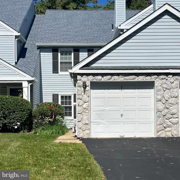 327 HALE DR, Holland, PA 18966