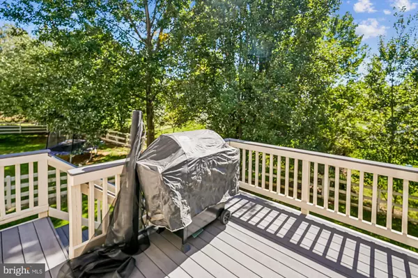 Round Hill, VA 20141,35739 MONTROSE CT