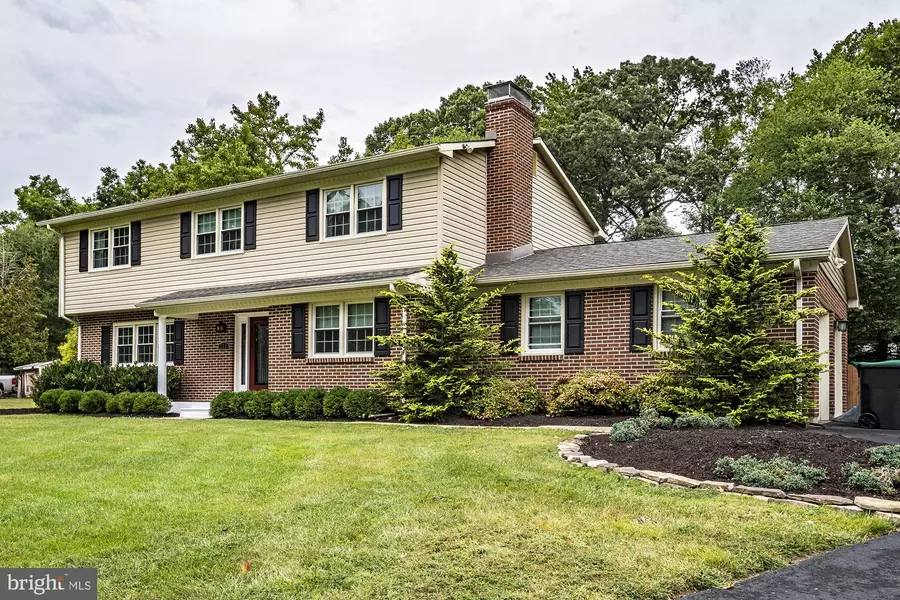 220 FORRESTAL DR, Bear, DE 19701