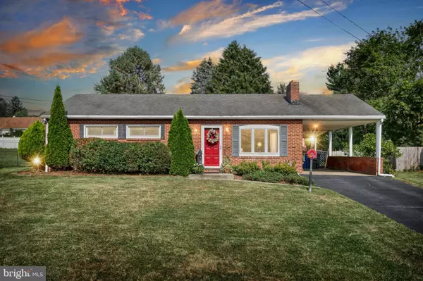 York, PA 17408,2009 PINEVIEW DR