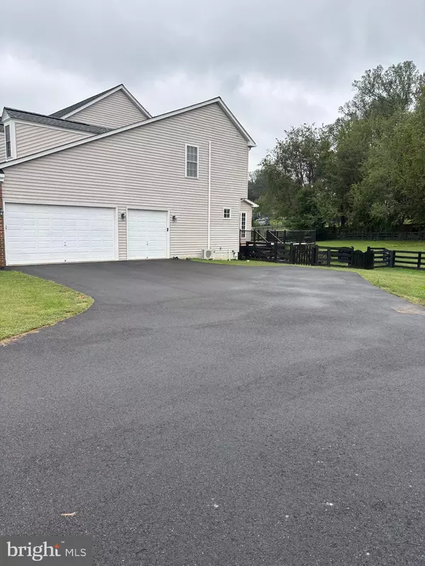 Warrenton, VA 20187,6110 MALONEY WAY