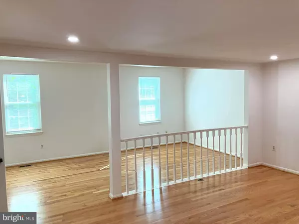 Oakton, VA 22124,10195 VALENTINO DR