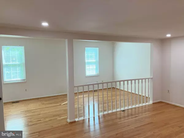 Oakton, VA 22124,10195 VALENTINO DR