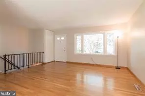 Gaithersburg, MD 20878,12133 SUFFOLK TER