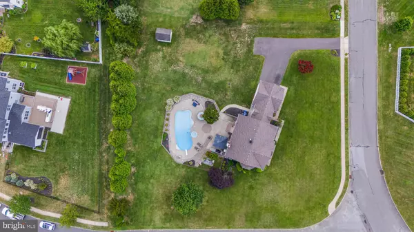 Mullica Hill, NJ 08062,220 HICKORY LN