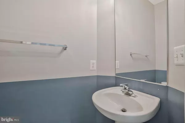 Sterling, VA 20165,46220 WALPOLE TER