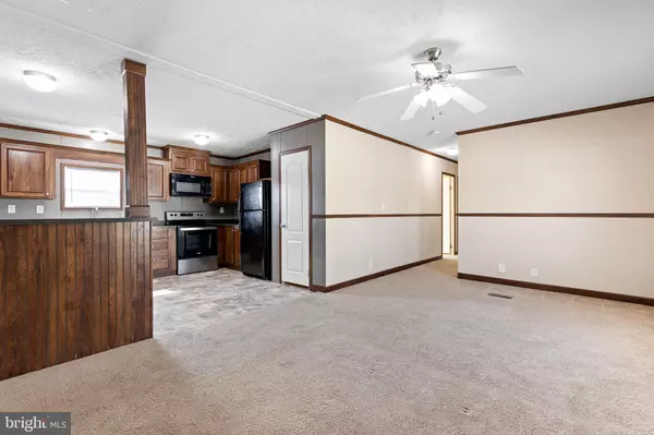 Bear, DE 19701,323 JACOBS LOOP #24