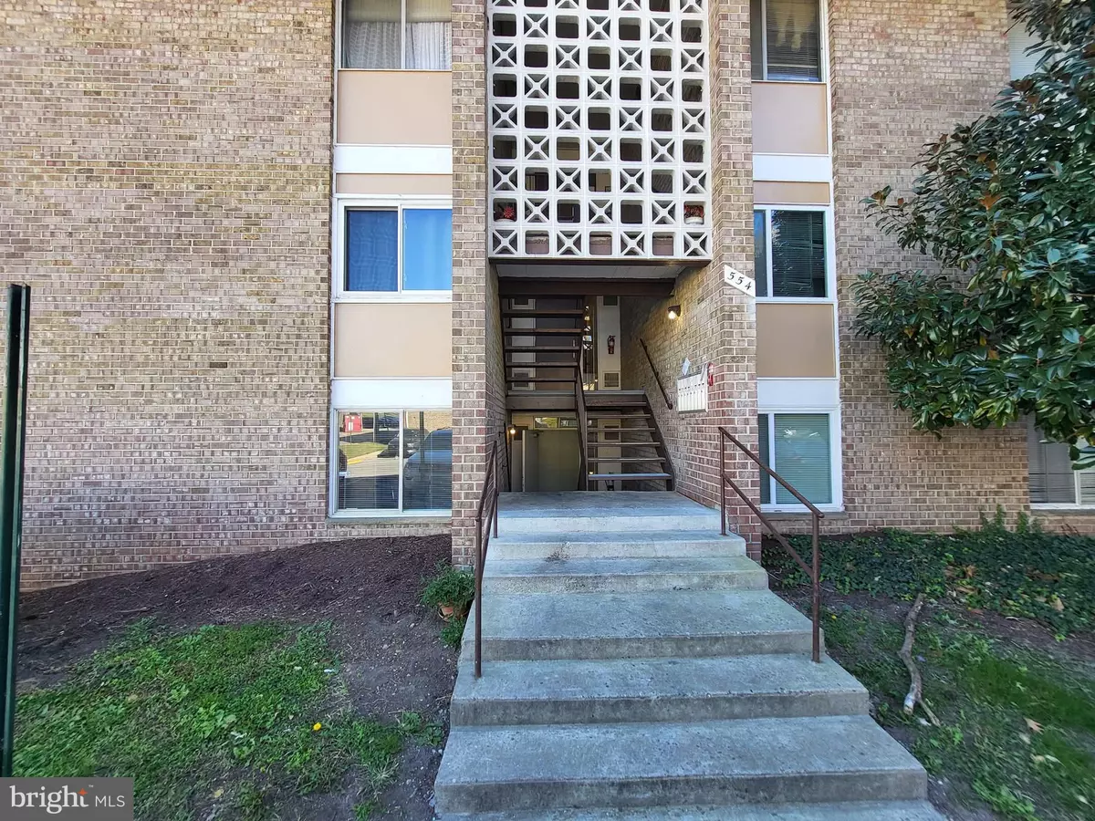 Oxon Hill, MD 20745,554 WILSON BRIDGE DR #6755 B-1