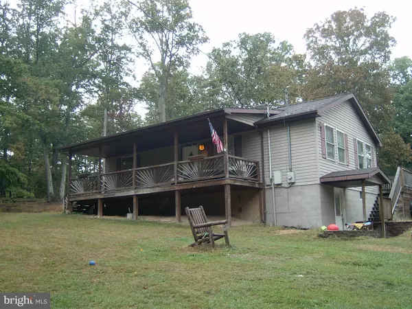 635 MURPHY RD, Berkeley Springs, WV 25411