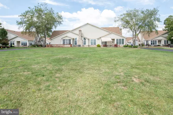 Bristol, PA 19007,1211 SEABIRD DR #40