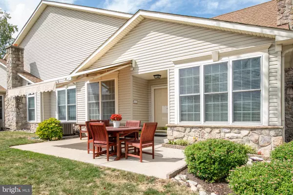 Bristol, PA 19007,1211 SEABIRD DR #40