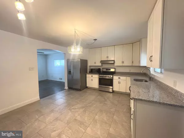 Dundalk, MD 21222,8079 WALLACE RD