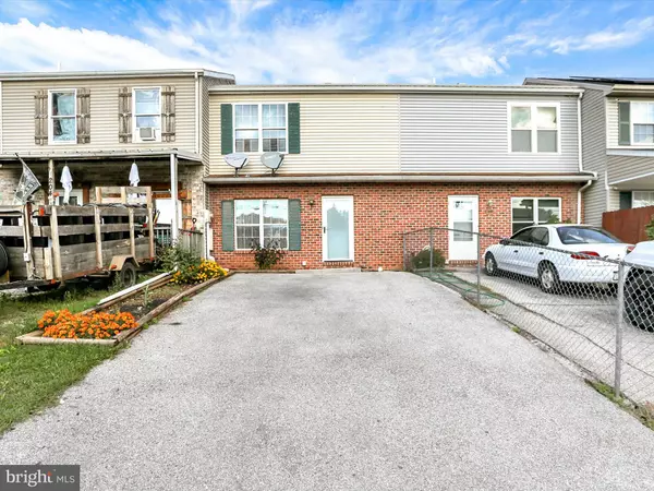 New Oxford, PA 17350,206 S WATER ST