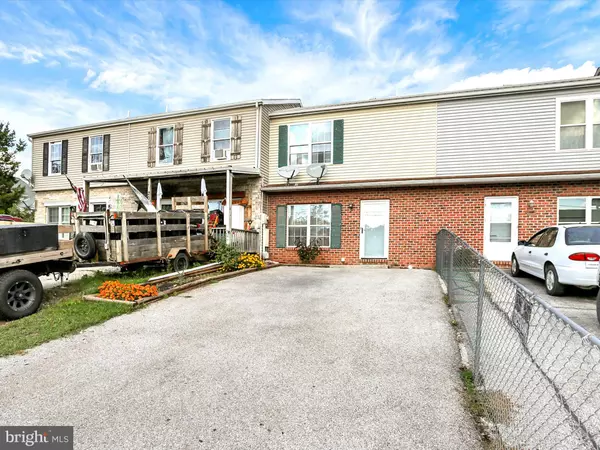 New Oxford, PA 17350,206 S WATER ST